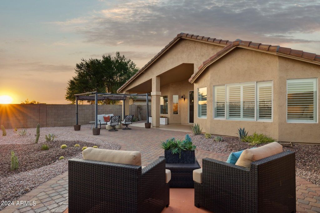 Photo of 10109 E Trailhead Court, Gold Canyon, AZ 85118 (MLS # 6920714)