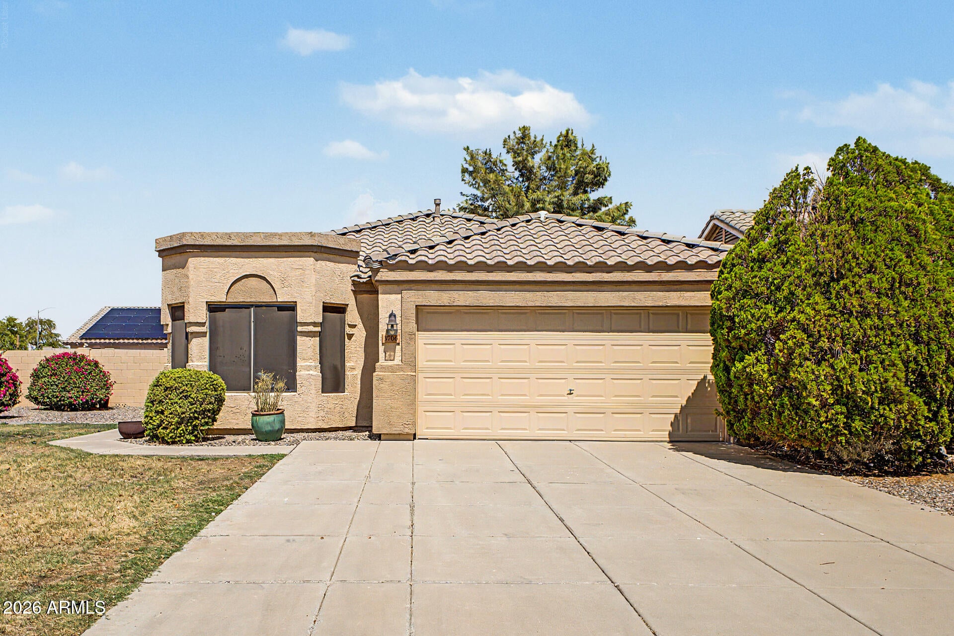 3706 W TONOPAH Drive