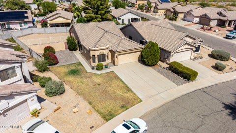 Photo of 3706 W Tonopah Drive, Glendale, AZ 85308 (MLS # 7076138)