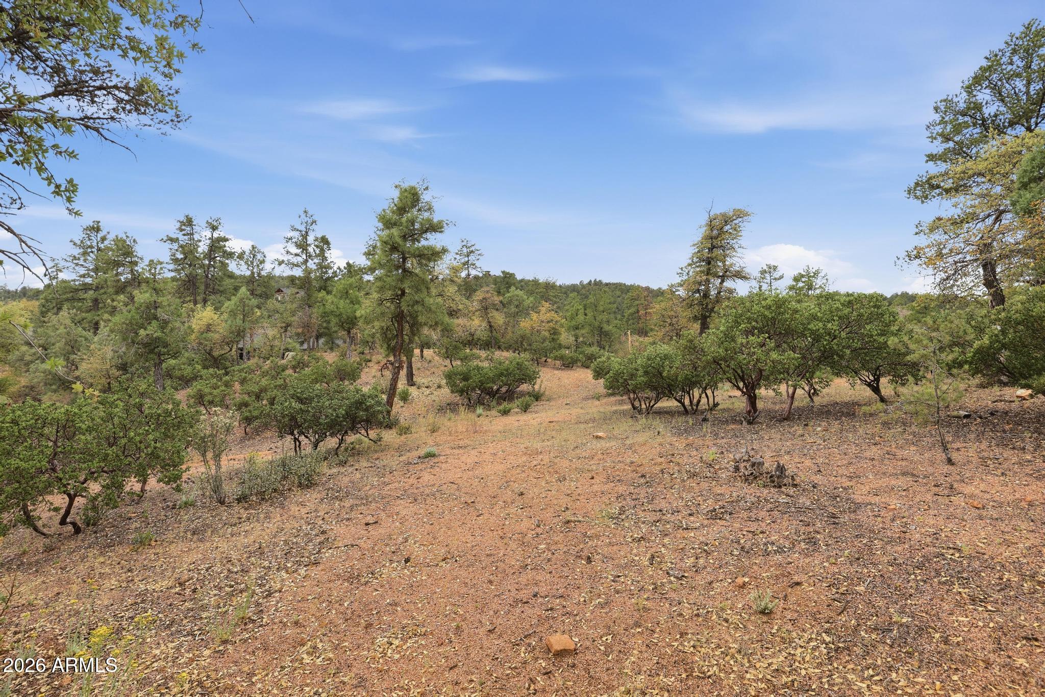 1701 E REDBUD Court 879