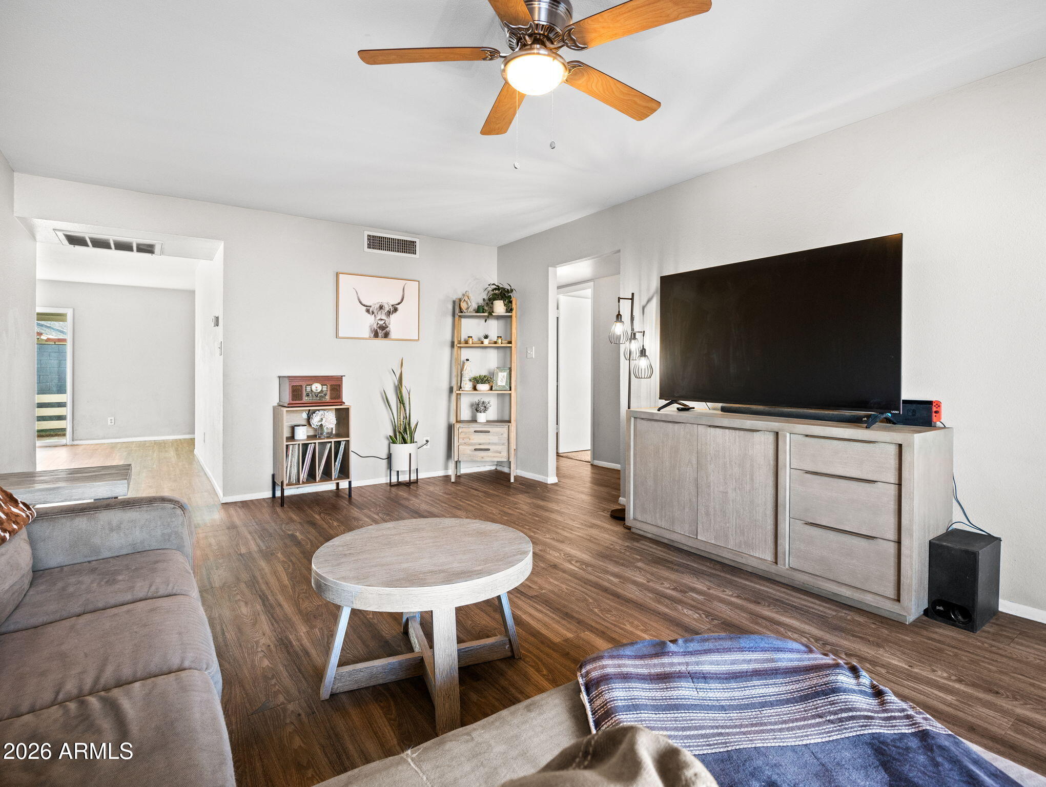 3233 W MANDALAY Lane