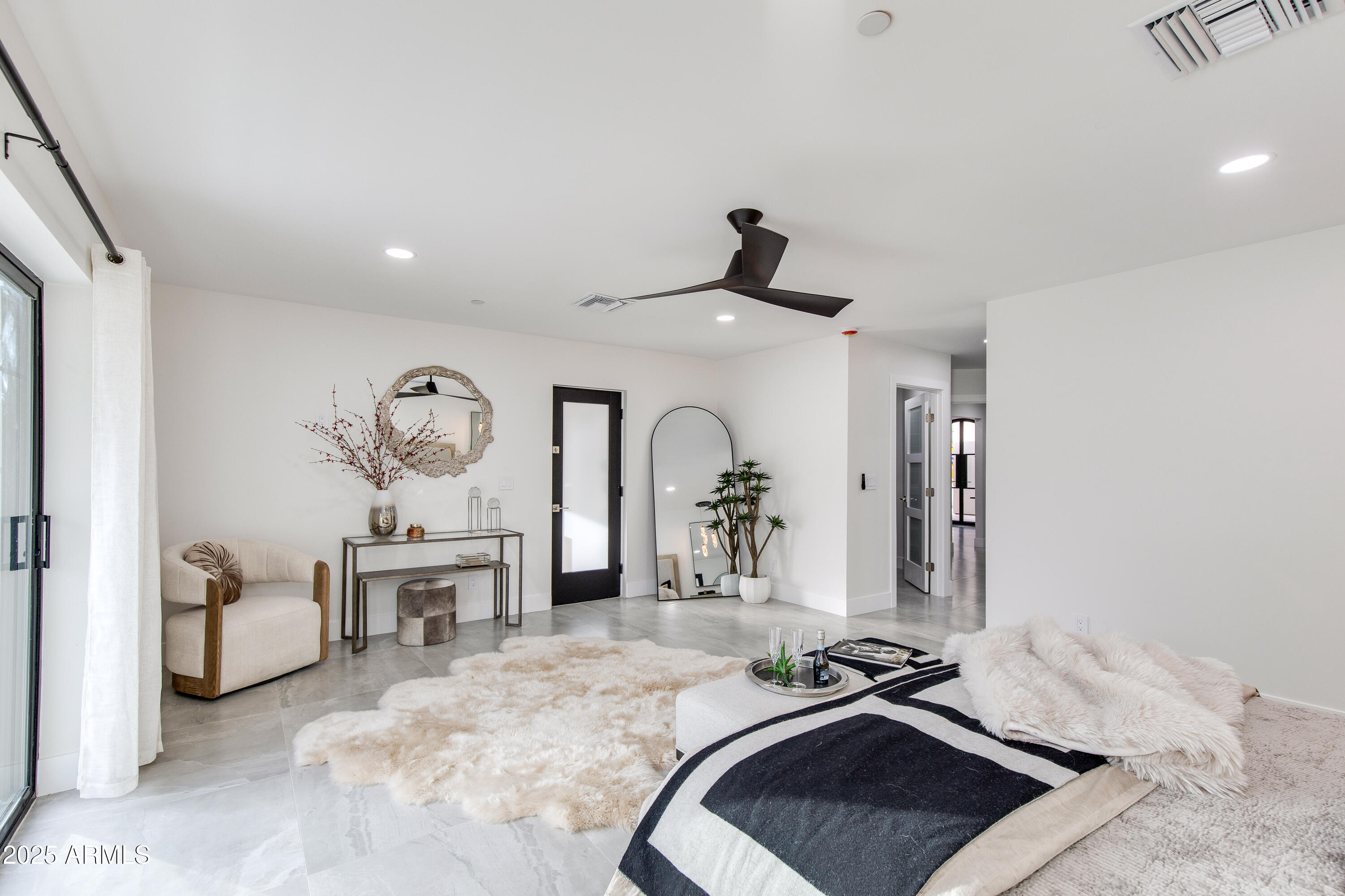 6403 E GOLD DUST Avenue