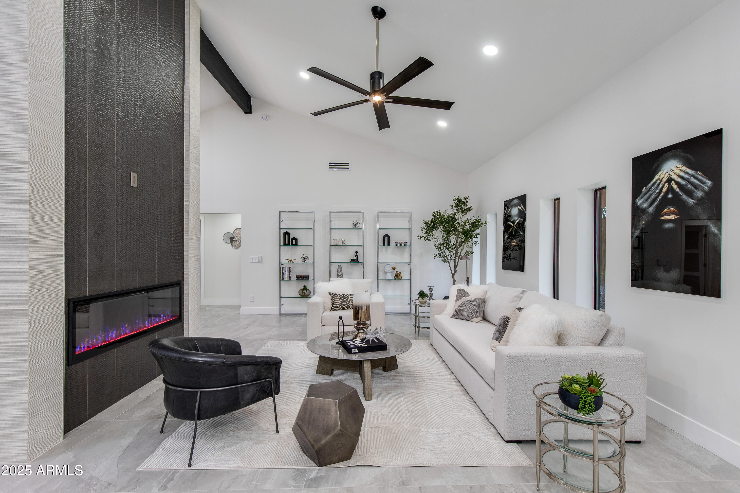 6403 E GOLD DUST Avenue