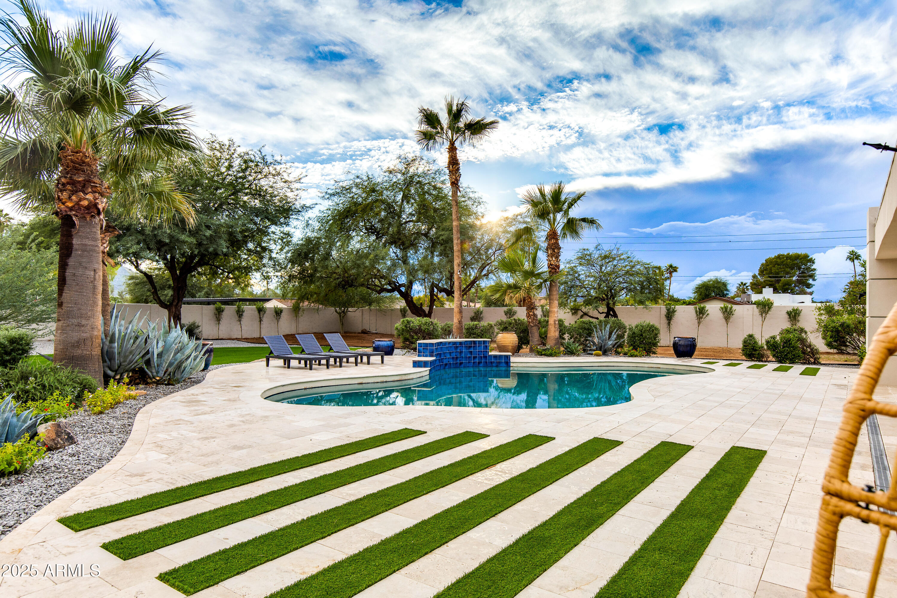 6403 E GOLD DUST Avenue