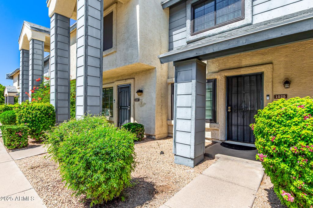 Photo of 7801 N 44th Drive #1025, Glendale, AZ 85301 (MLS # 6924265)