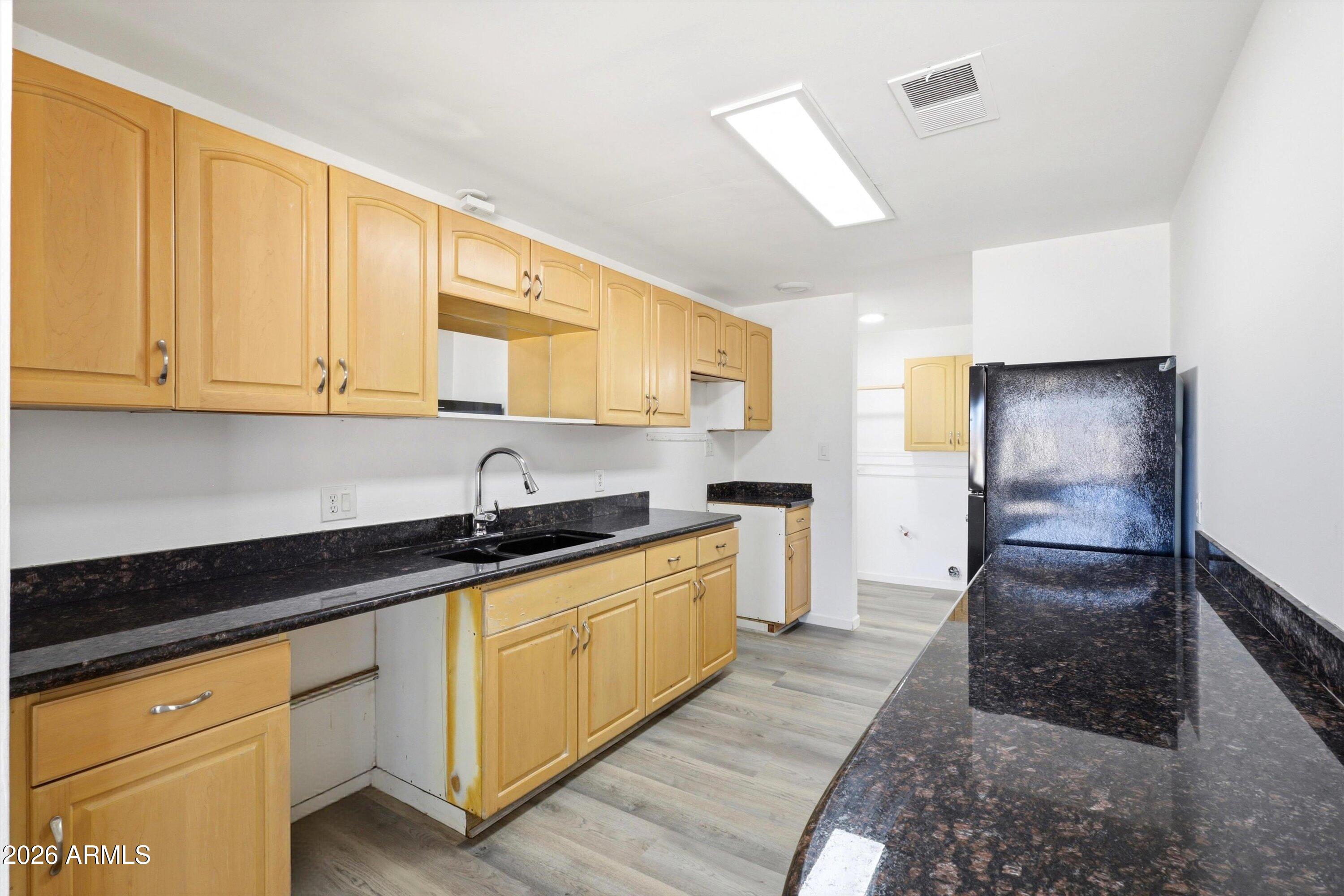 3433 E Coronado Road