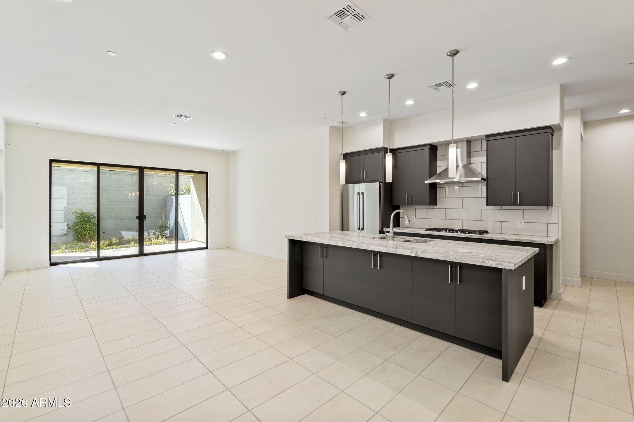 1 Easy Street Unit 15