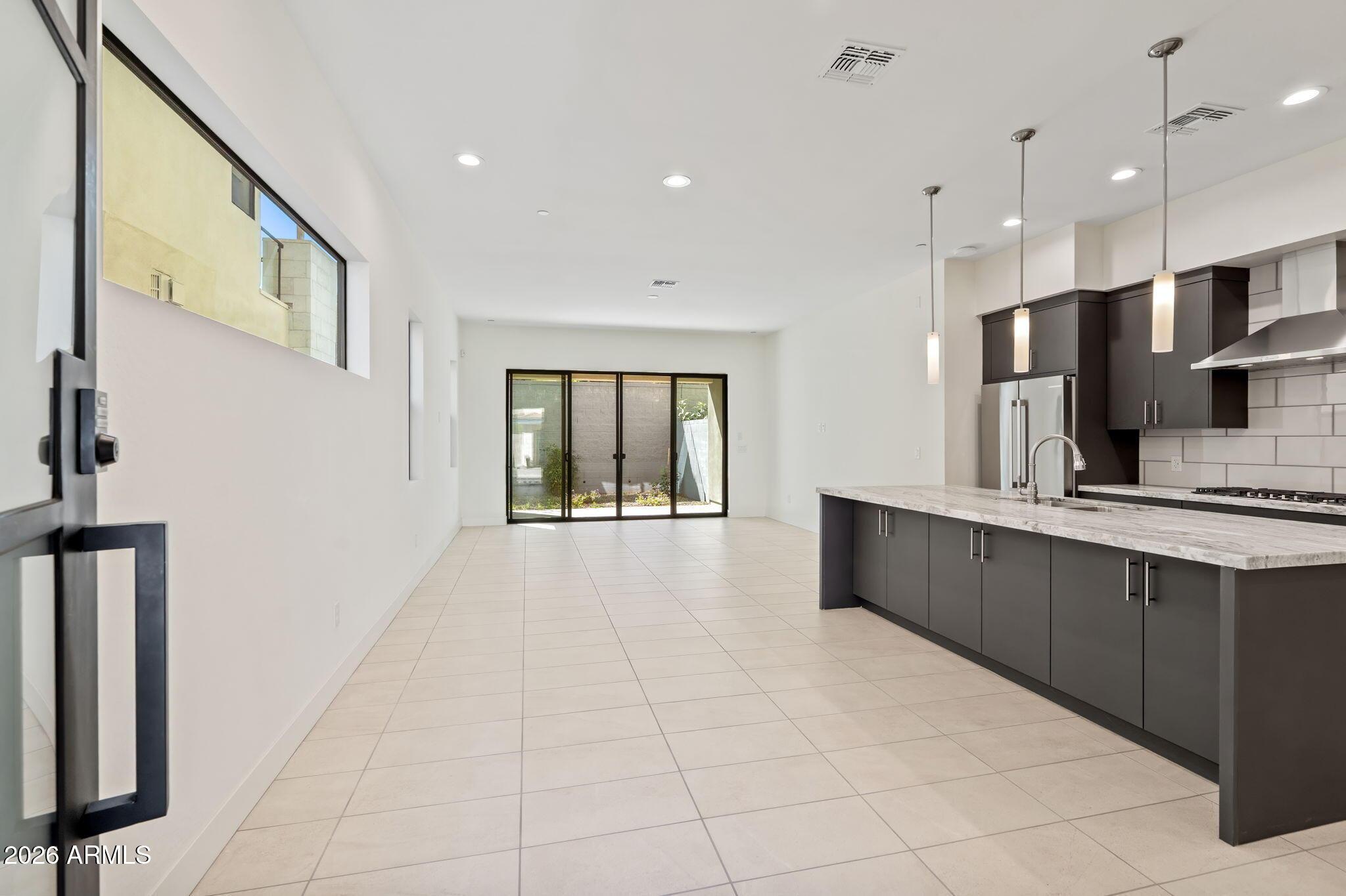 1 Easy Street Unit 15