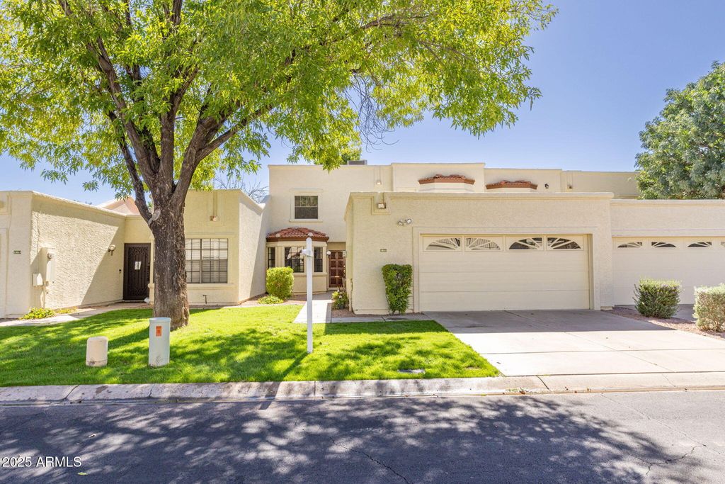 Photo of 1861 E Krista Way, Tempe, AZ 85284 (MLS # 6929037)