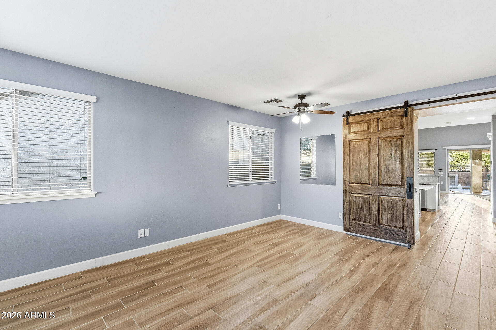 1556 S CHAPARRAL Boulevard