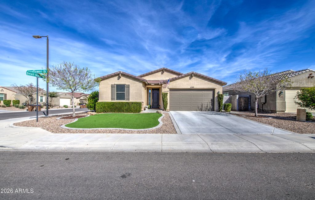 Photo of 4268 W Dayflower Drive, San Tan Valley, AZ 85144 (MLS # 6989507)
