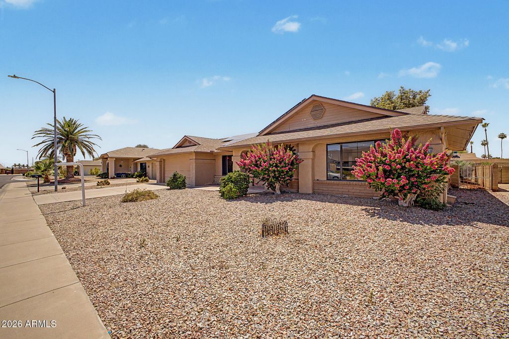Photo of 18006 N 136th Drive, Sun City West, AZ 85375 (MLS # 7028988)