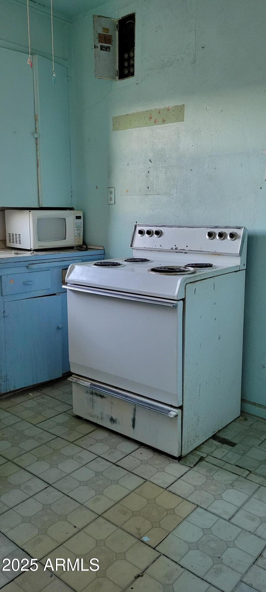 250 W TERRACE Drive