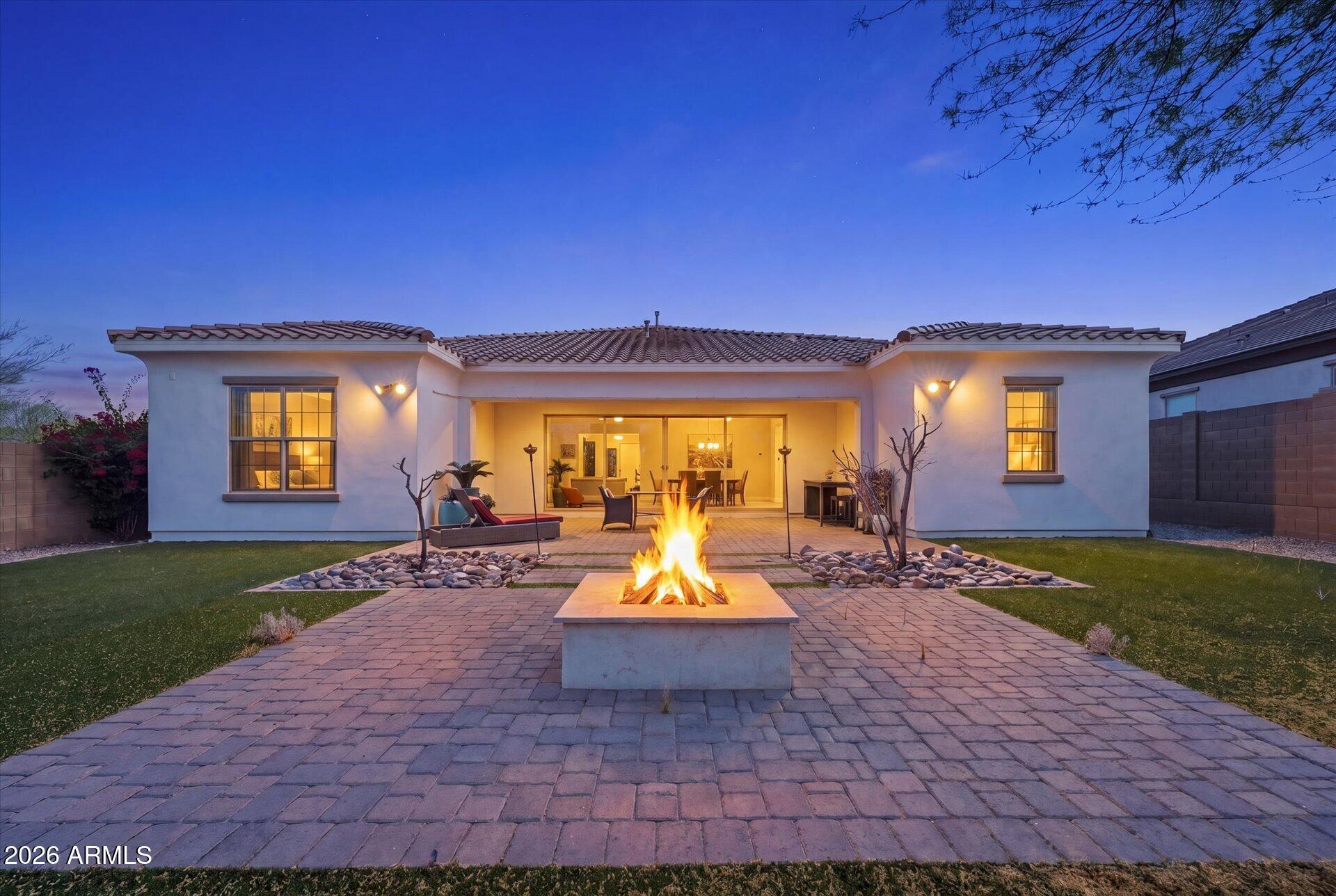 4254 E VALENCIA Drive