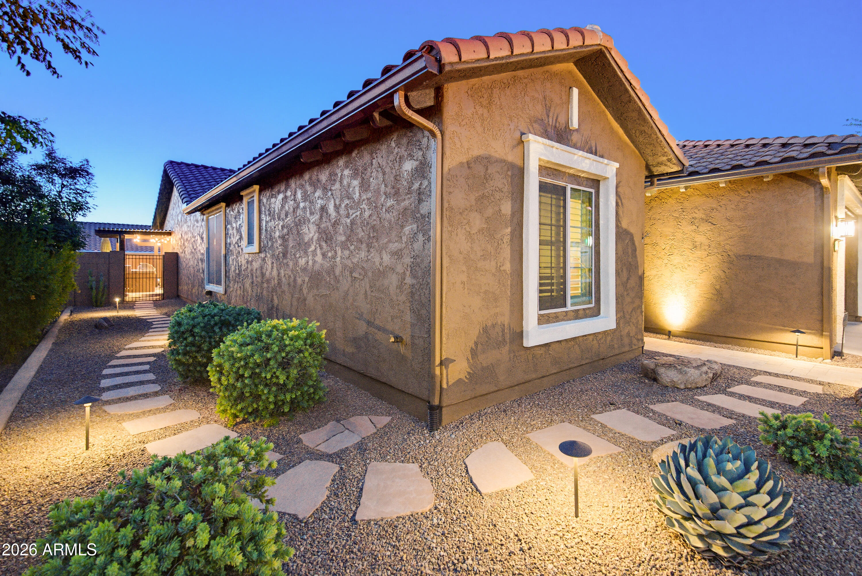 27064 W SEQUOIA Drive