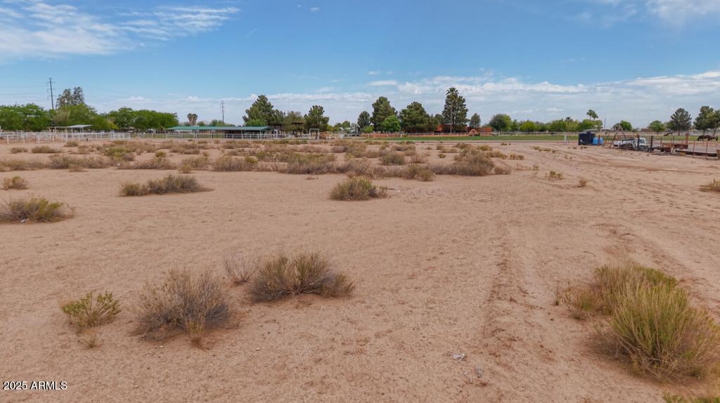 Photo of 0 E Buchanon Pl 5 Acres #-, Eloy, AZ 85131 (MLS # 6884253)