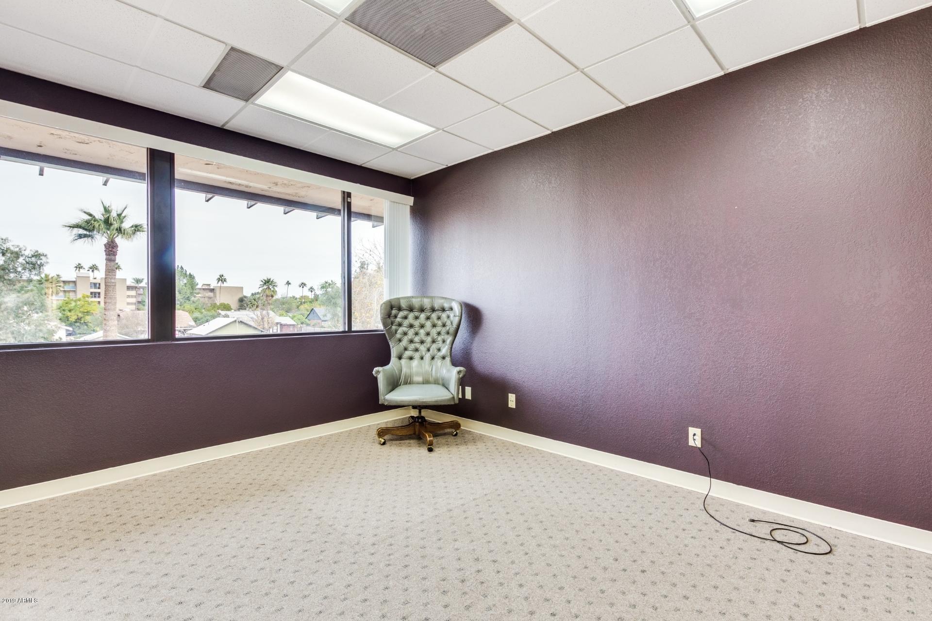 VIRGINIA CIRCLE - Commercial Sale