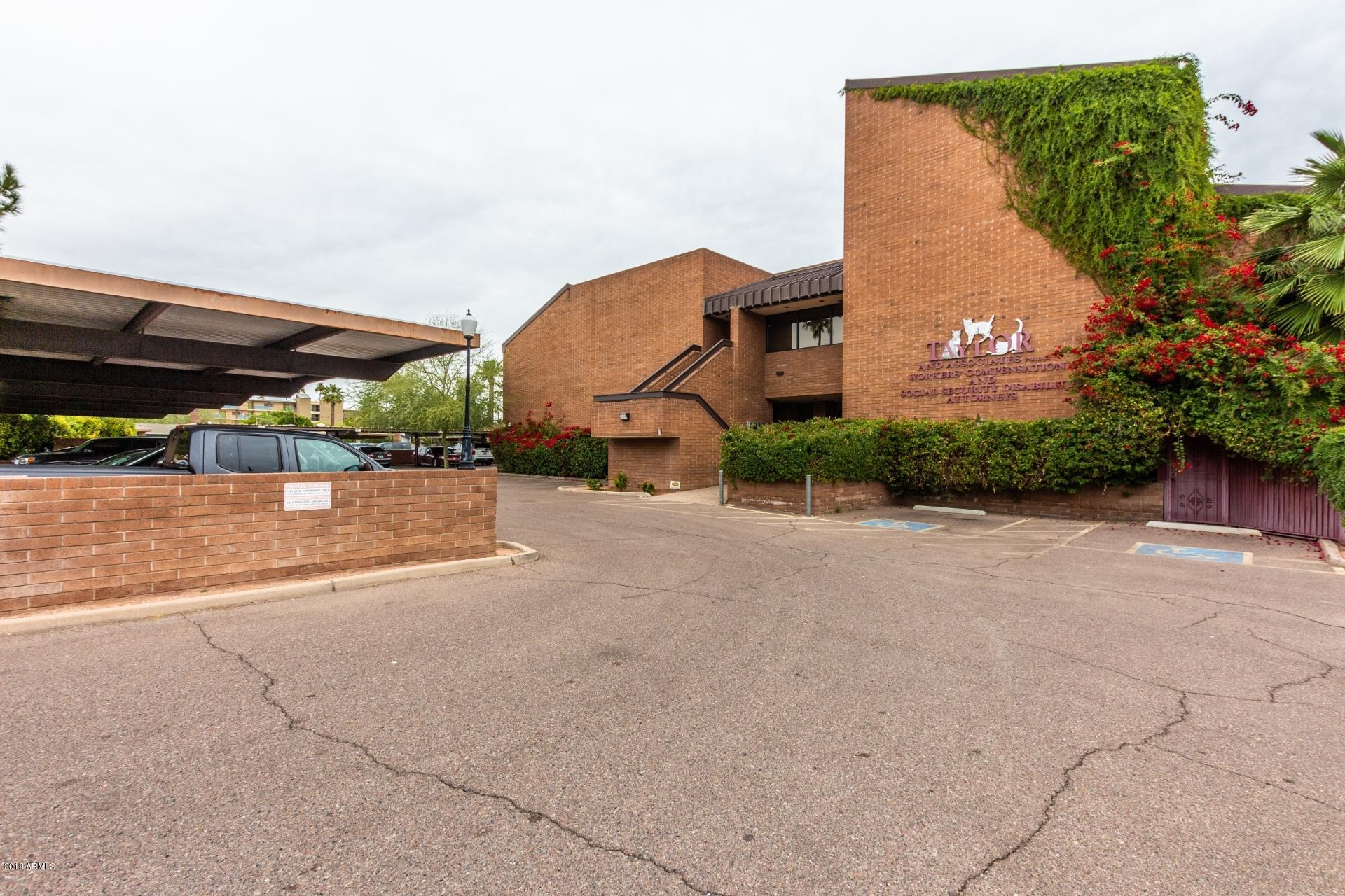 VIRGINIA CIRCLE - Commercial Sale