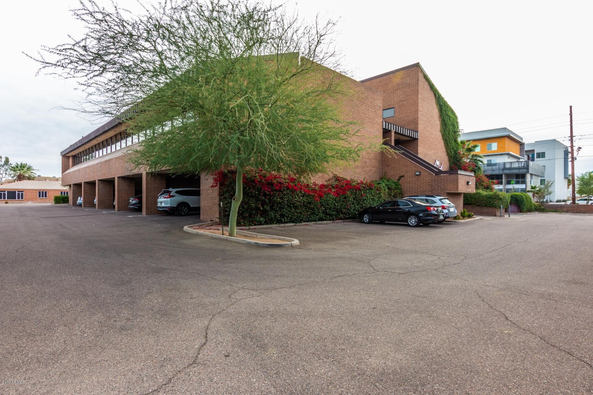 VIRGINIA CIRCLE - Commercial Sale