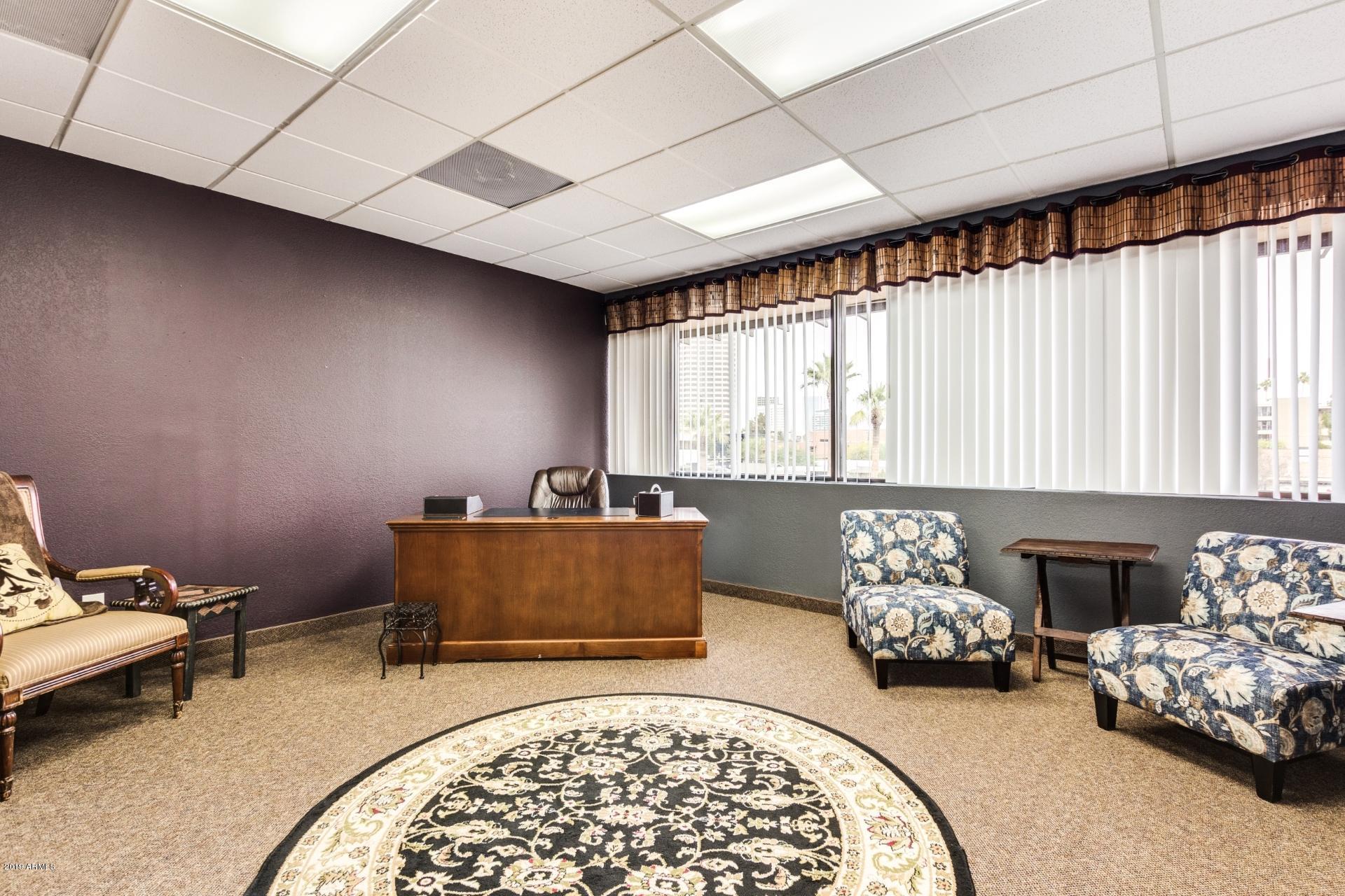 VIRGINIA CIRCLE - Commercial Sale