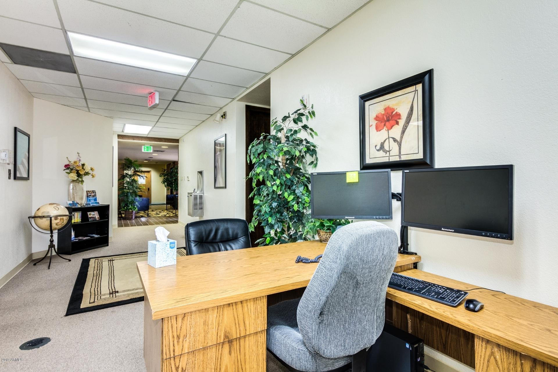 VIRGINIA CIRCLE - Commercial Sale