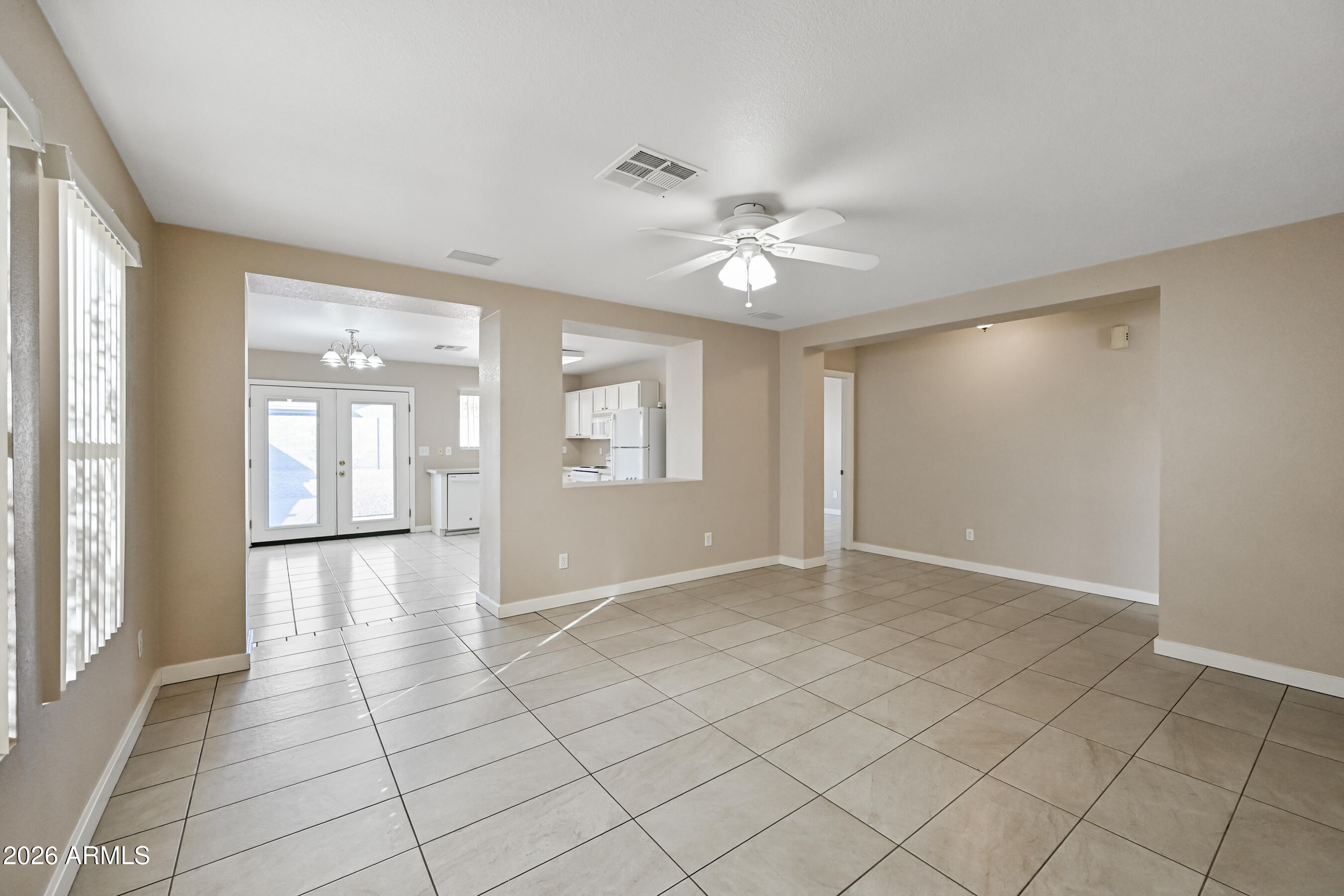 10550 W VIA DEL SOL Avenue