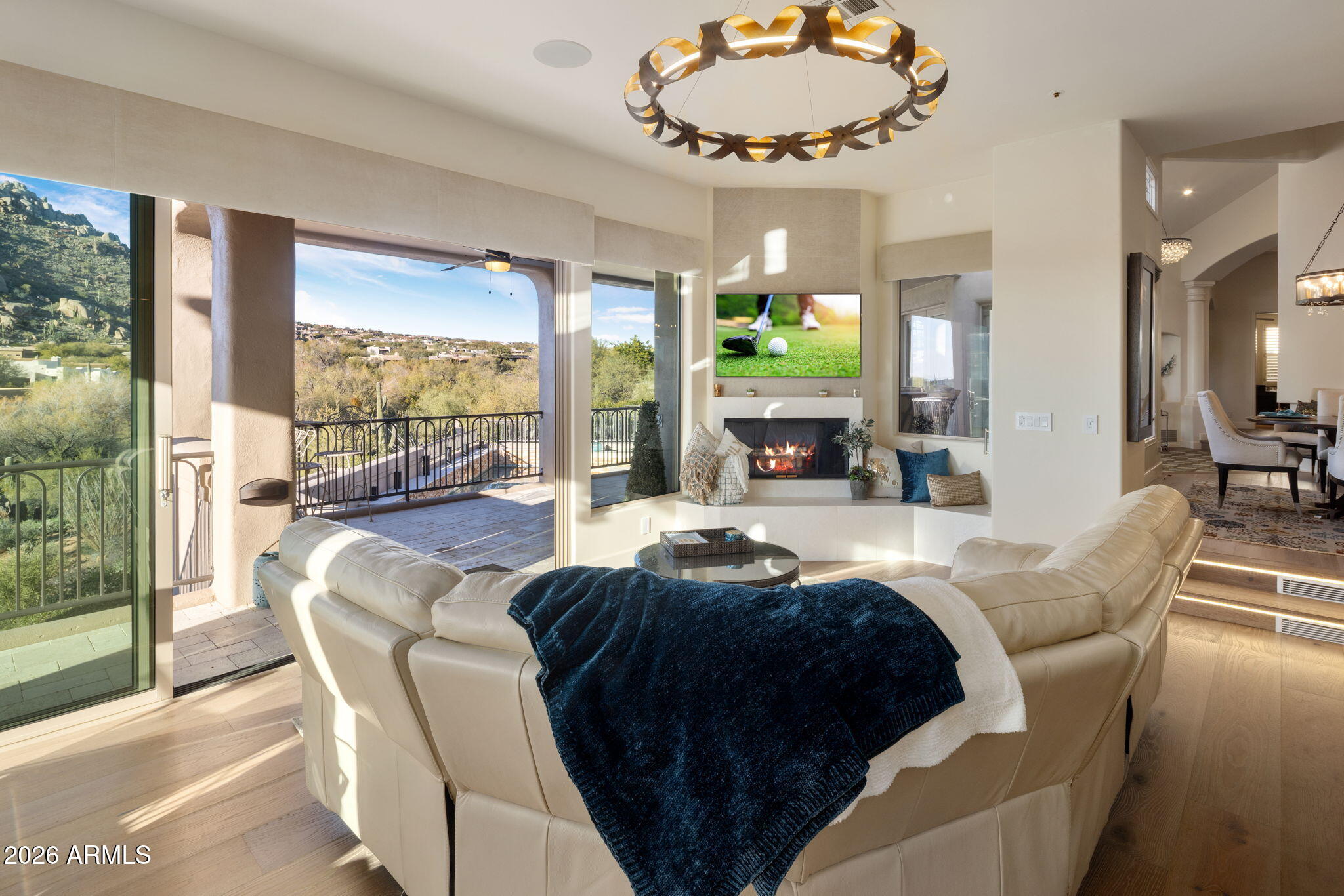 11402 E SAND HILLS Road