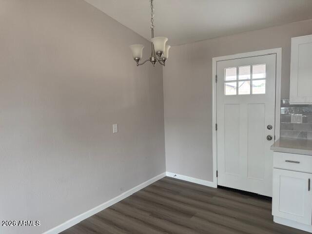 2016 W OREGON Avenue