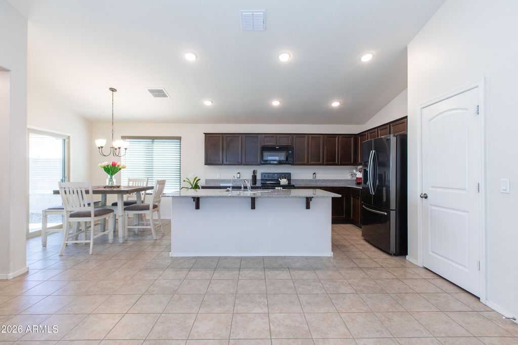 Photo of 738 W Jardin Drive, Casa Grande, AZ 85122 (MLS # 6966633)