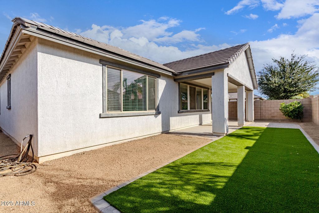 Photo of 22453 E Camina Plata, Queen Creek, AZ 85142 (MLS # 6949154)