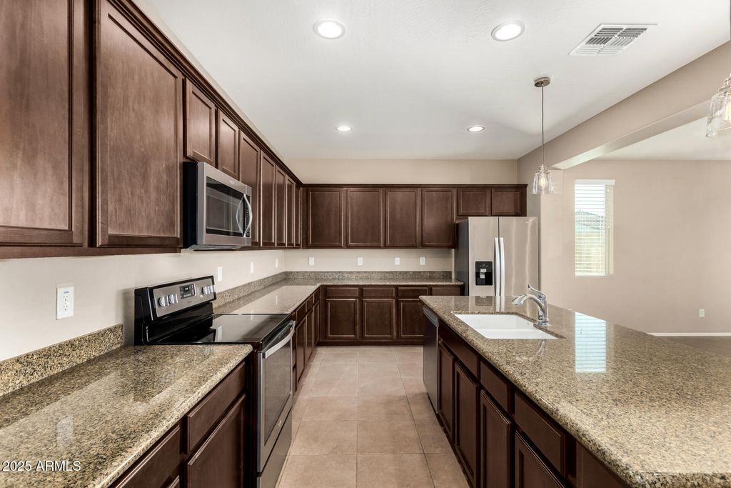Photo of 22453 E Camina Plata, Queen Creek, AZ 85142 (MLS # 6949154)