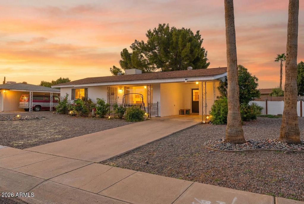 Photo of 639 N 57th Place, Mesa, AZ 85205 (MLS # 6972797)