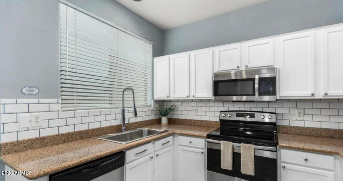 1886 E Don Carlos Avenue Unit 139