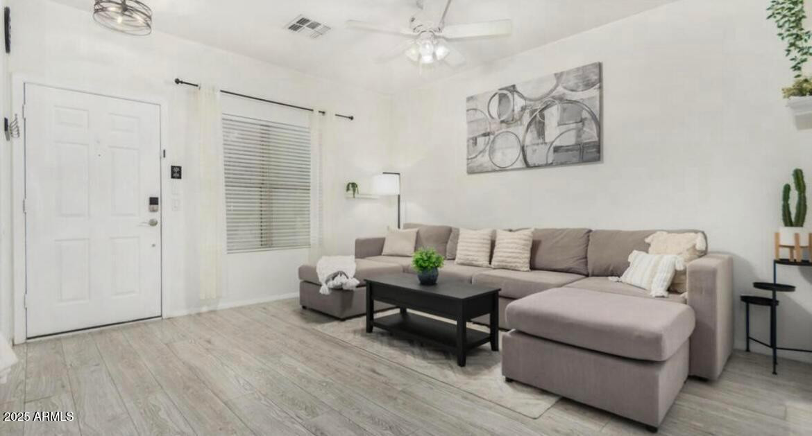 1886 E Don Carlos Avenue Unit 139