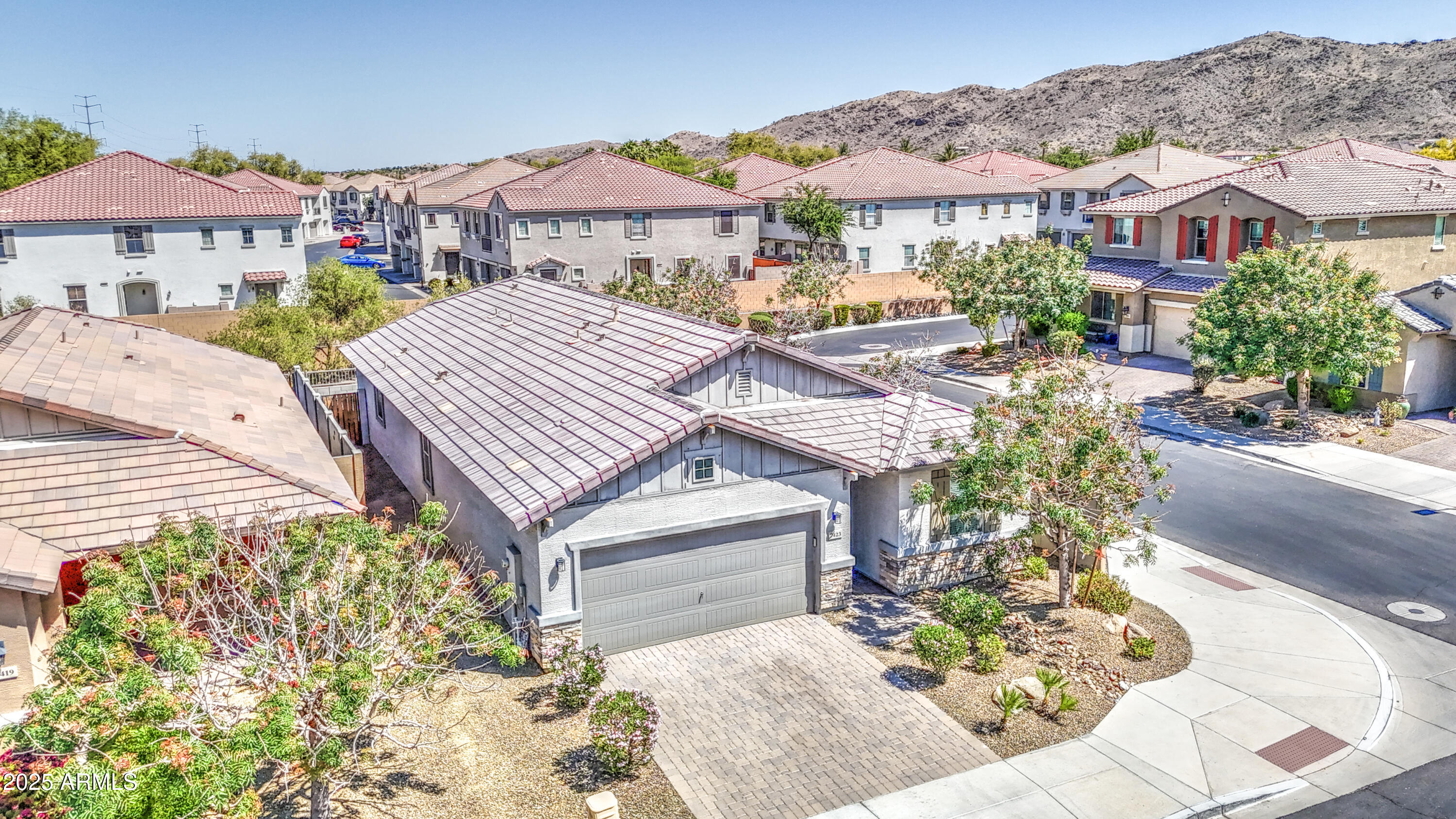 7423 S 28TH Place