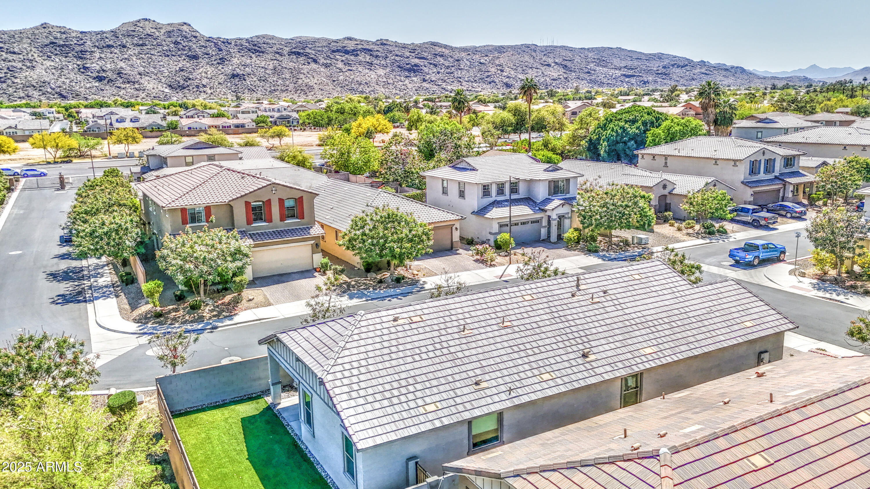 7423 S 28TH Place