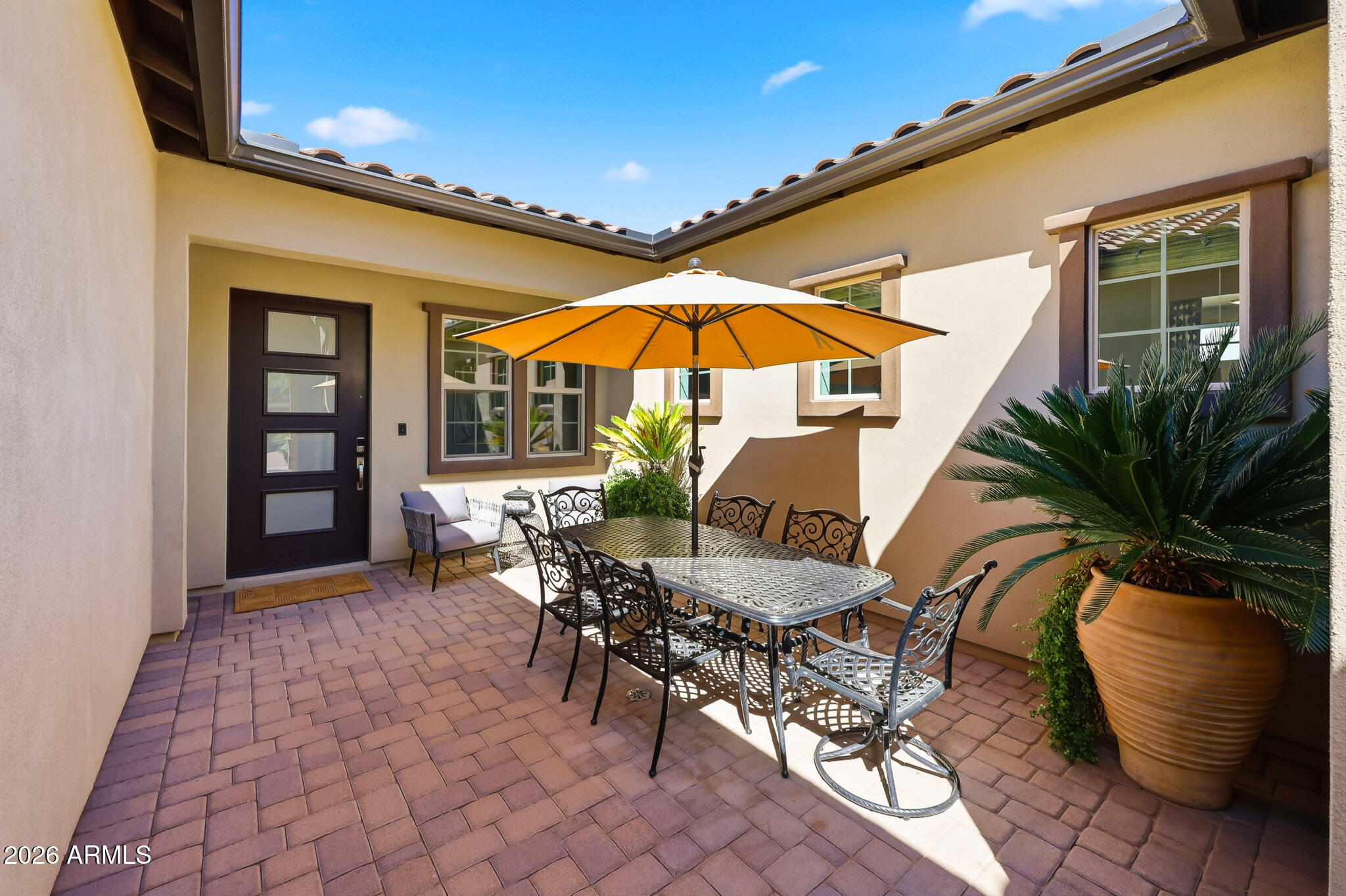 2228 E FALLEN LEAF Lane