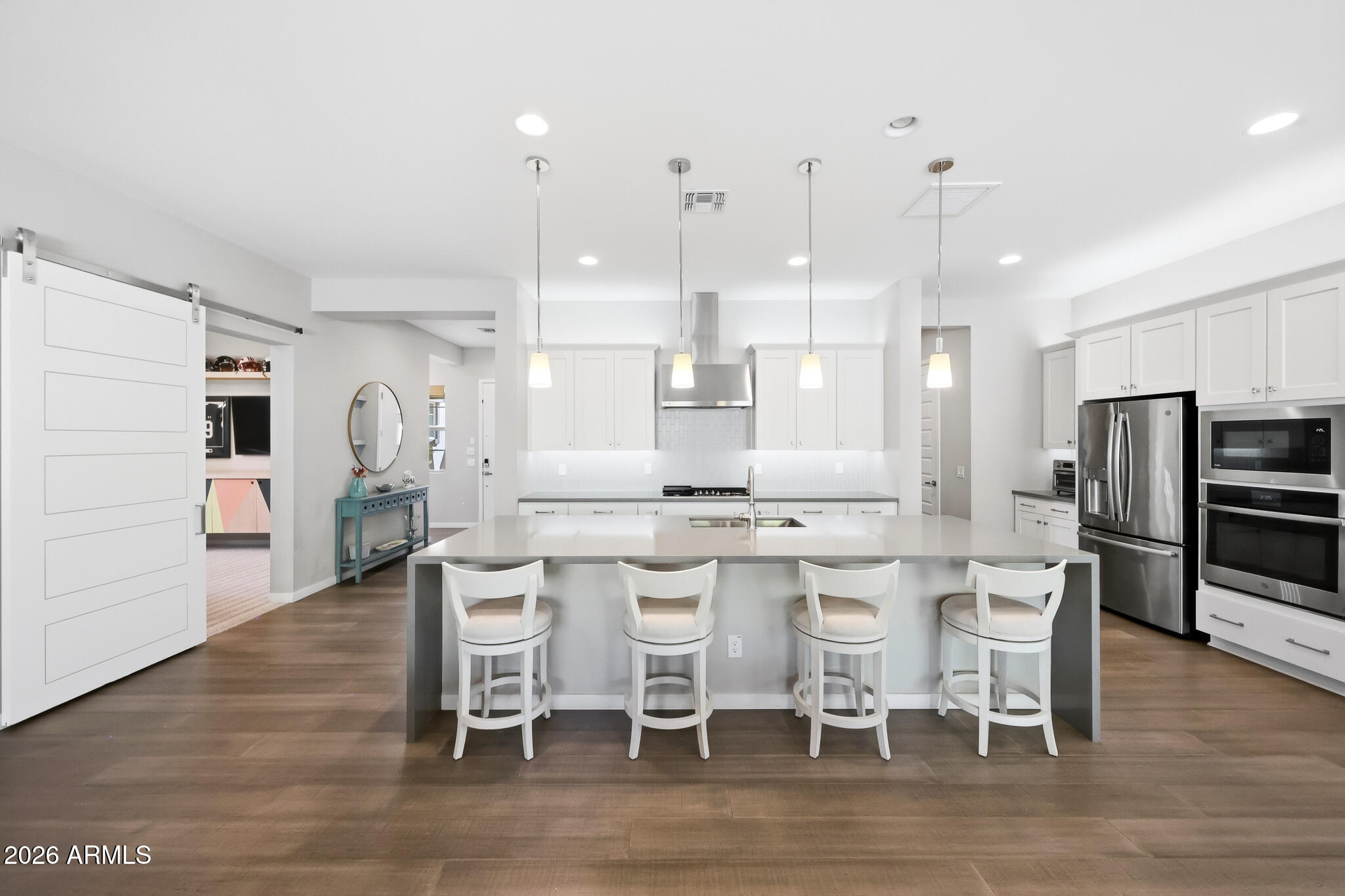 2228 E FALLEN LEAF Lane