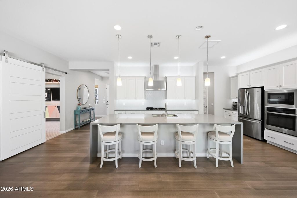 Photo of 2228 E Fallen Leaf Lane, Phoenix, AZ 85024 (MLS # 7001916)