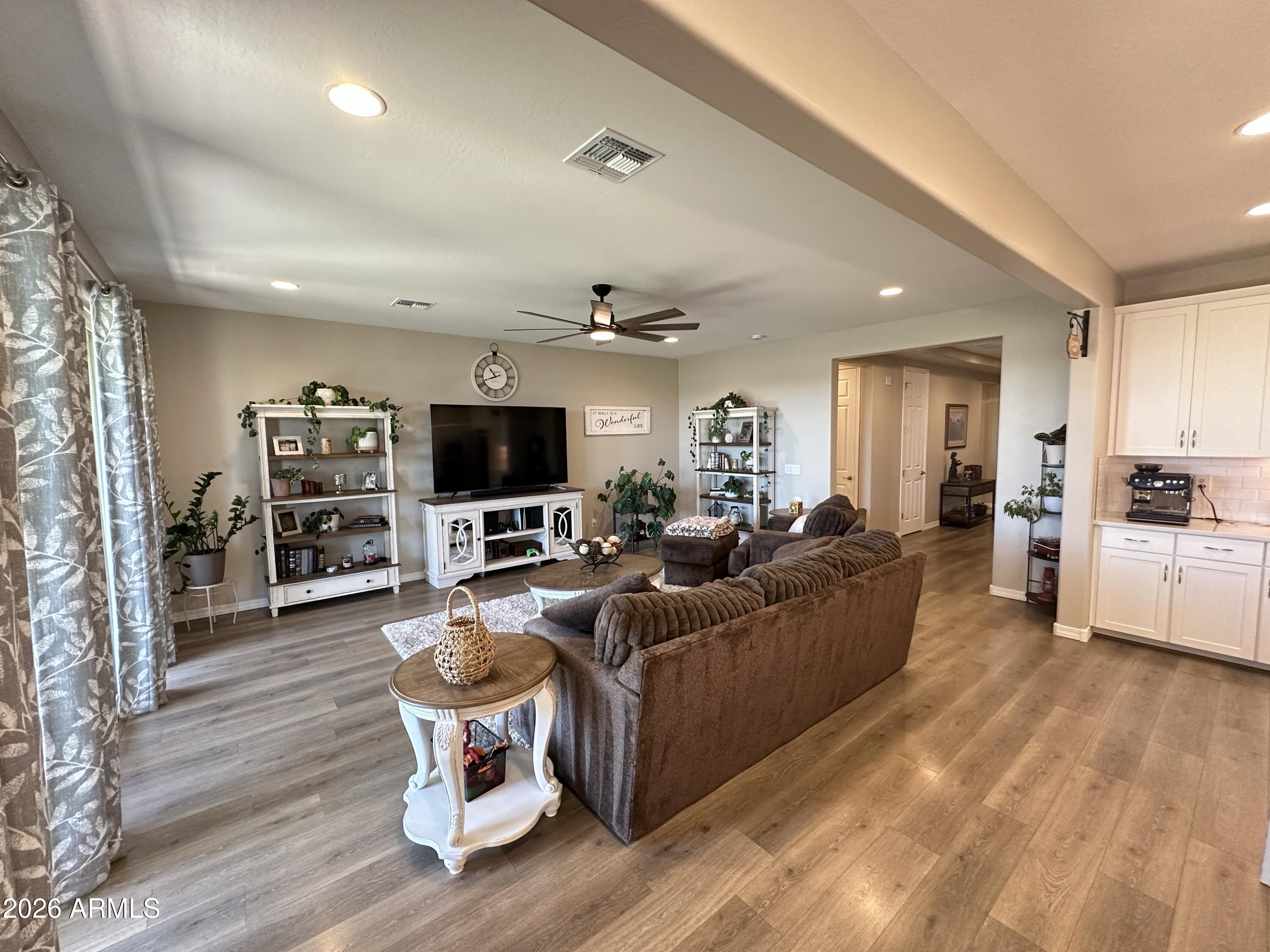 21387 N ELBA Road