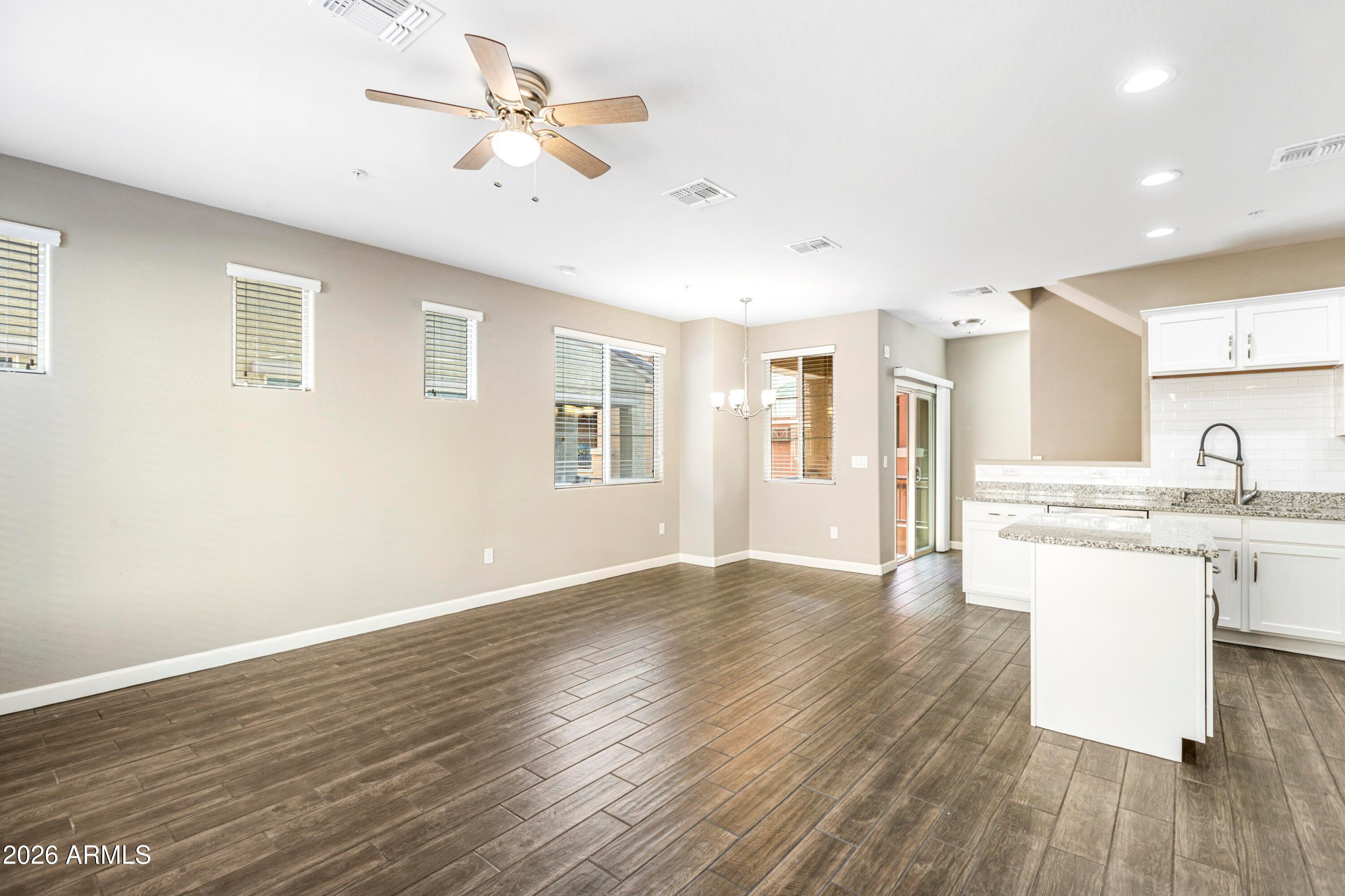 240 W Juniper Avenue Unit 1121