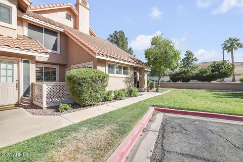 1633 E LAKESIDE Drive 139 Gilbert AZ 85234