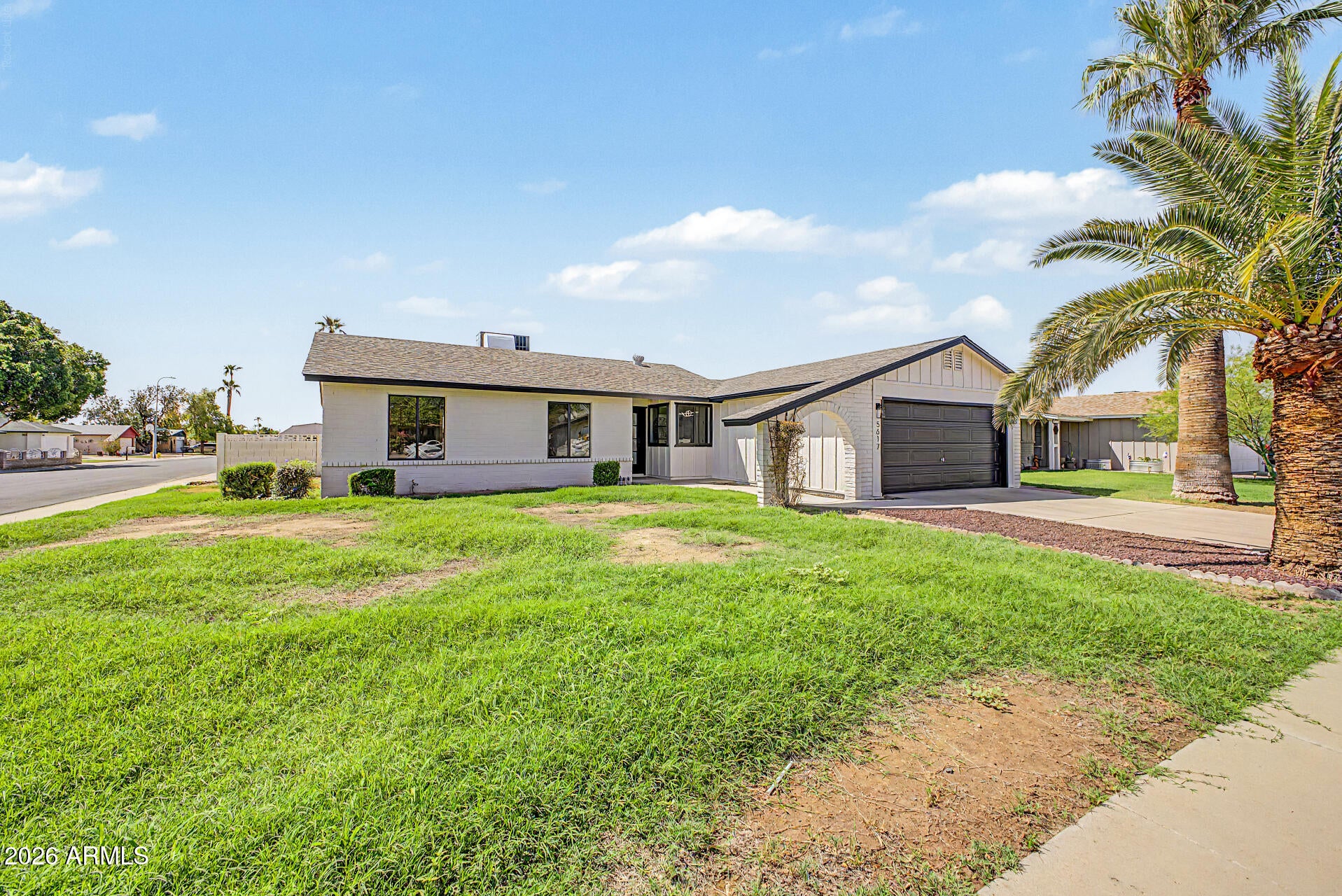 5617 W COCHISE Drive