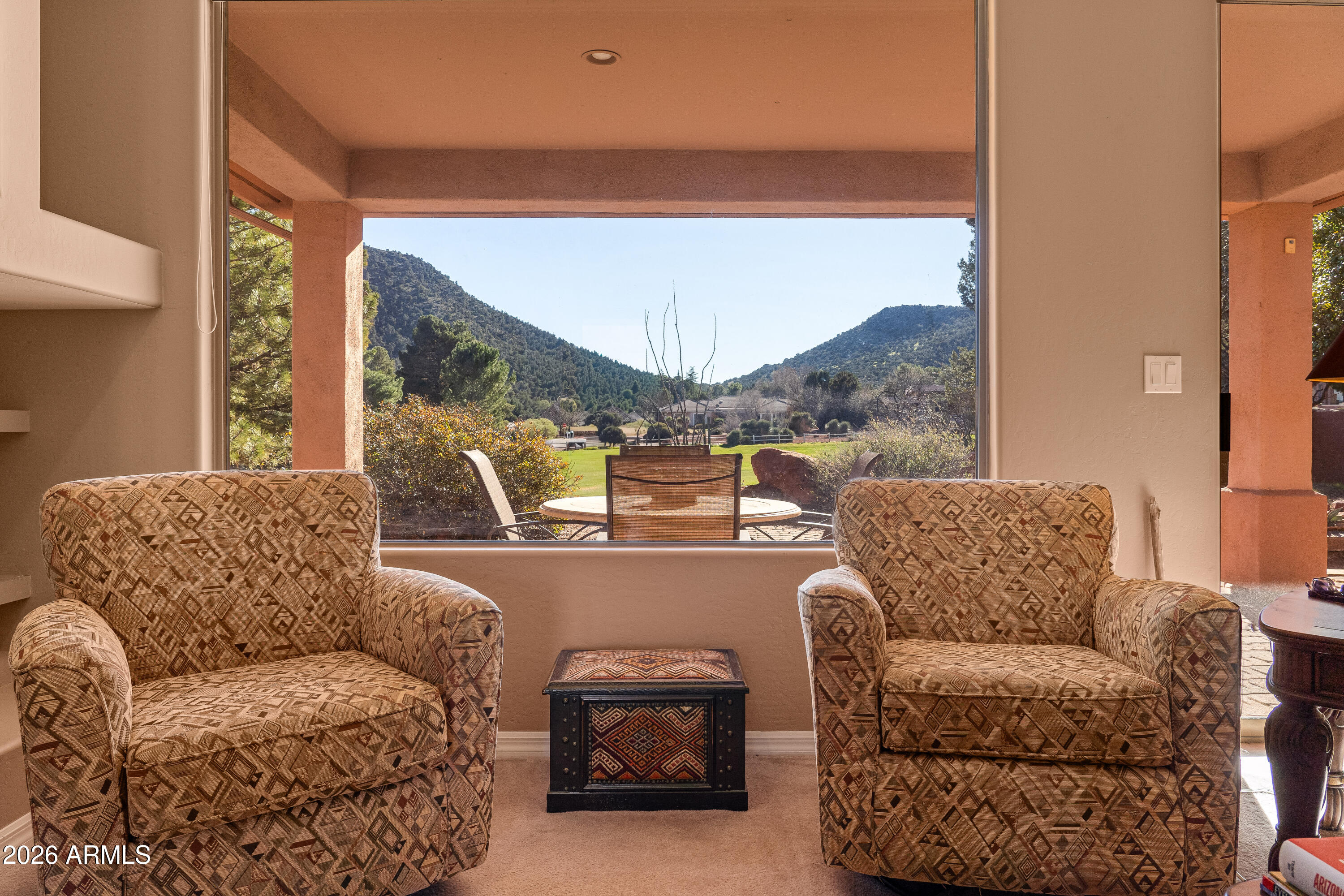 1070 CROWN RIDGE Road