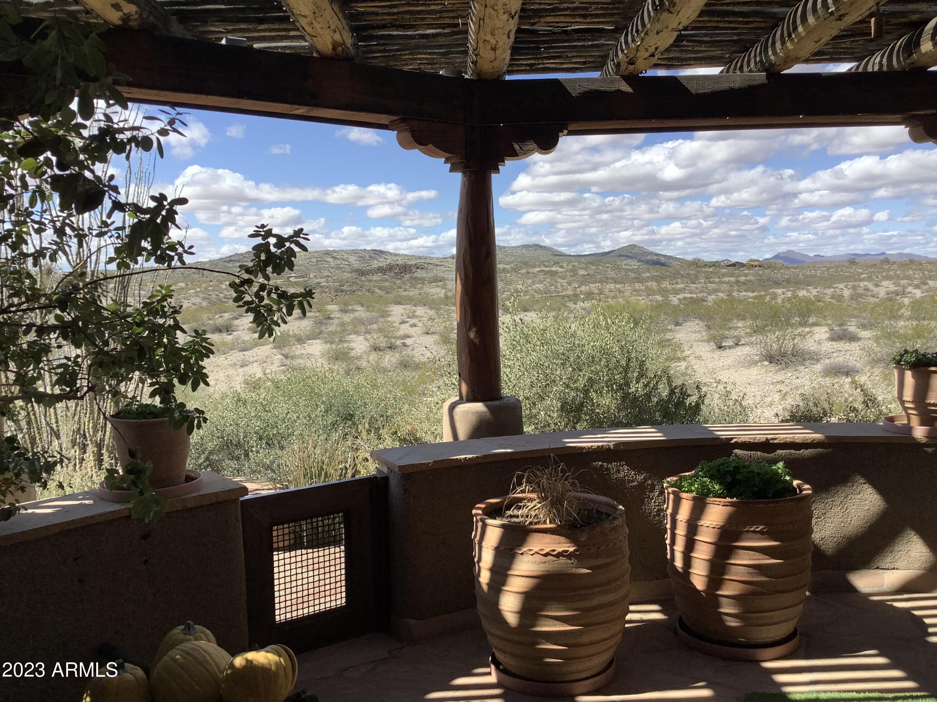 Wickenburg, Arizona 85390, United States, 3 Bedrooms Bedrooms, ,4 BathroomsBathrooms,Residential,Active,235984