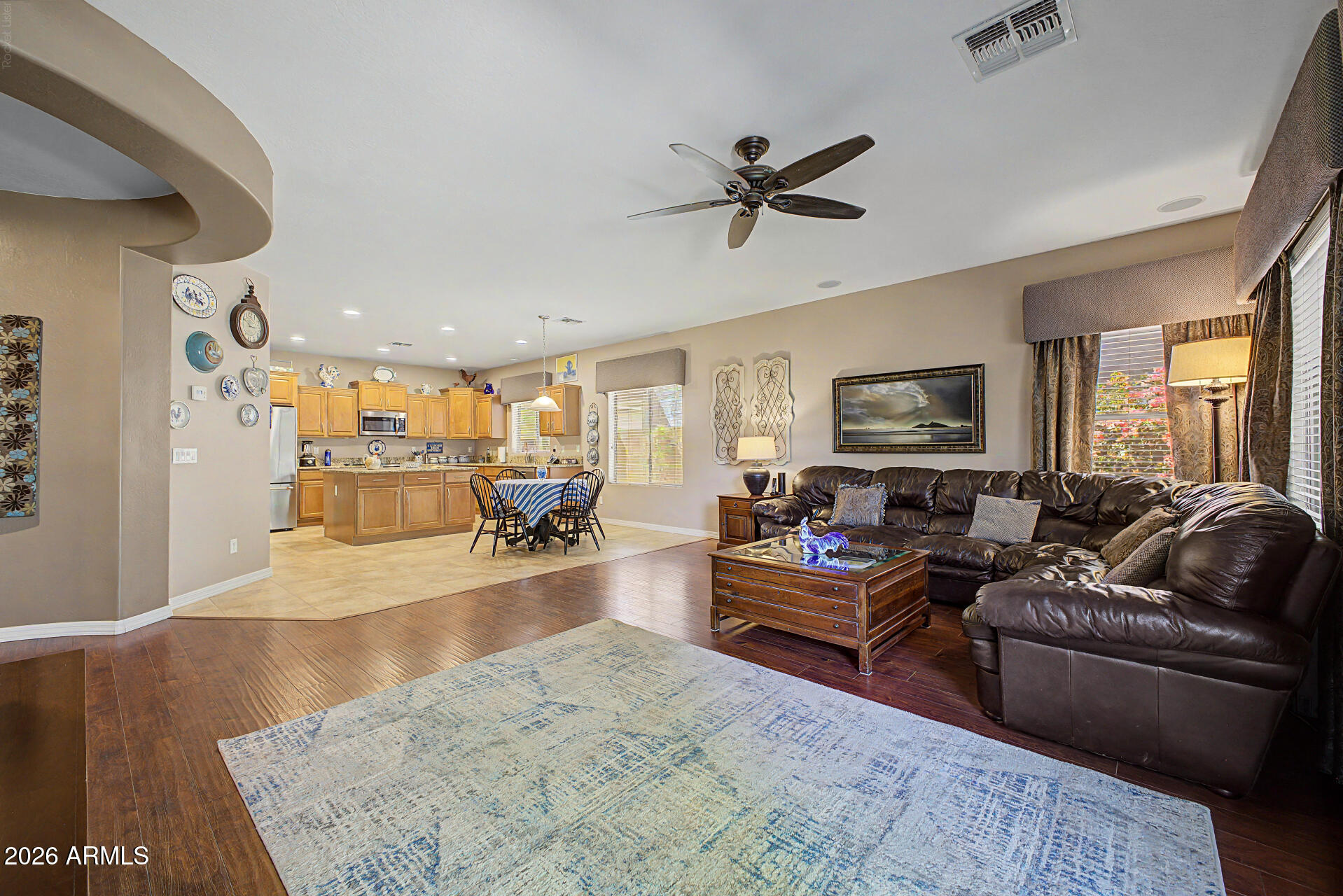 2631 N PRESIDENTIAL Drive