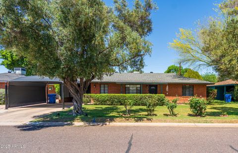 2908 E PINCHOT Avenue Phoenix AZ 85016