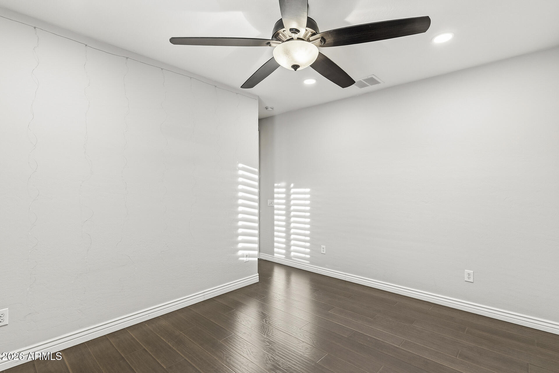 MCQUEEN LAKES - Residential