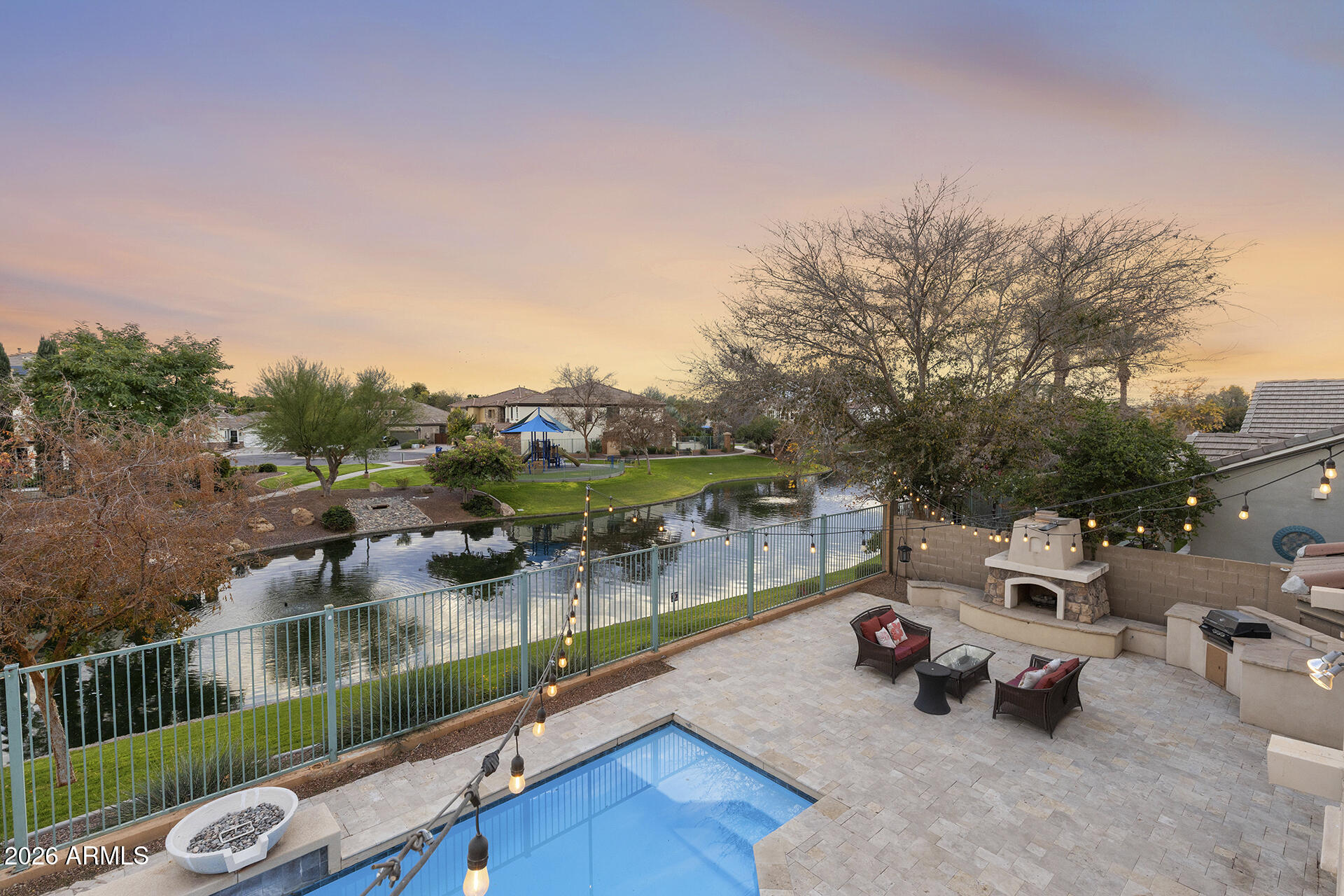 MCQUEEN LAKES - Residential
