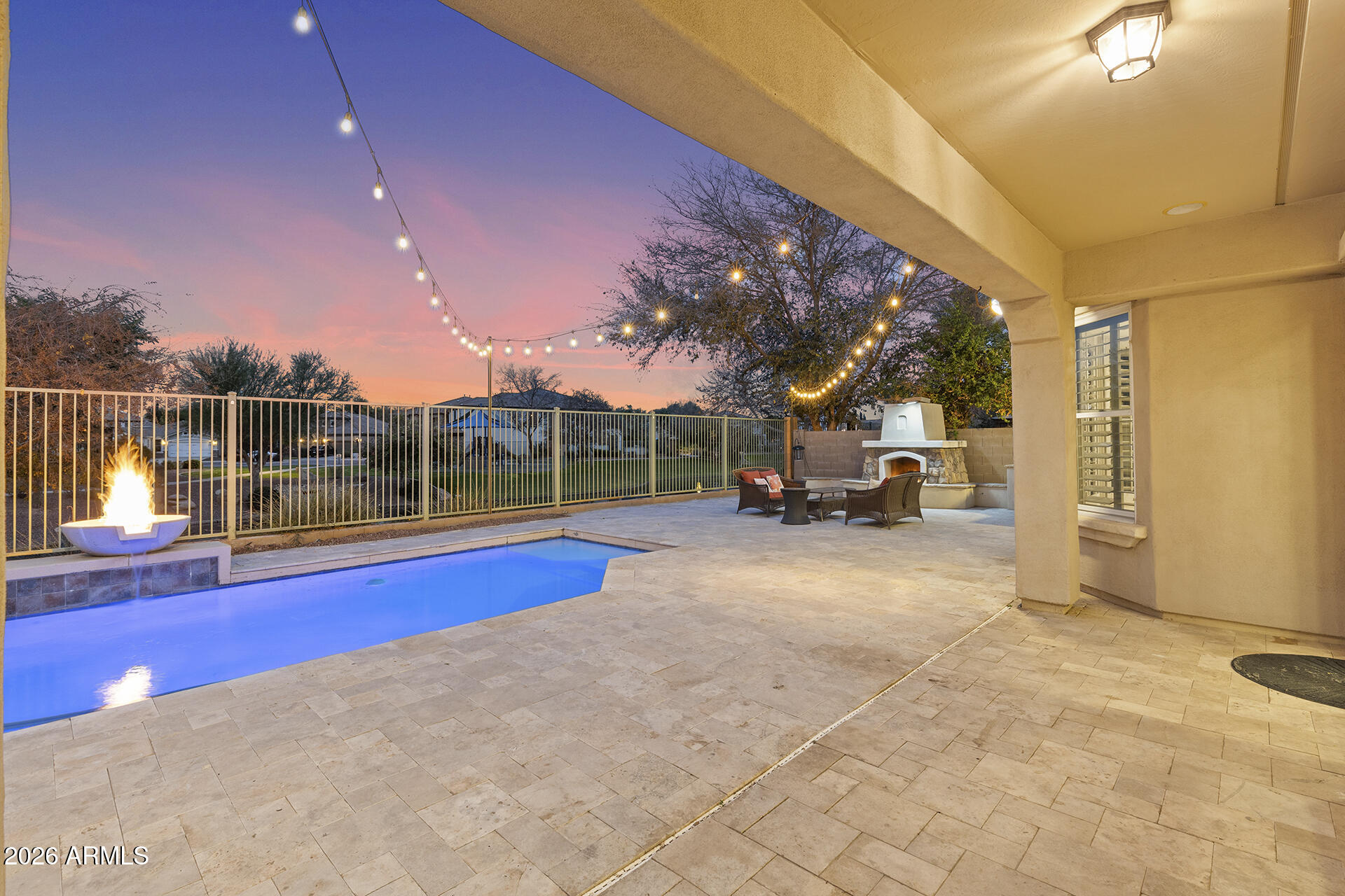 MCQUEEN LAKES - Residential